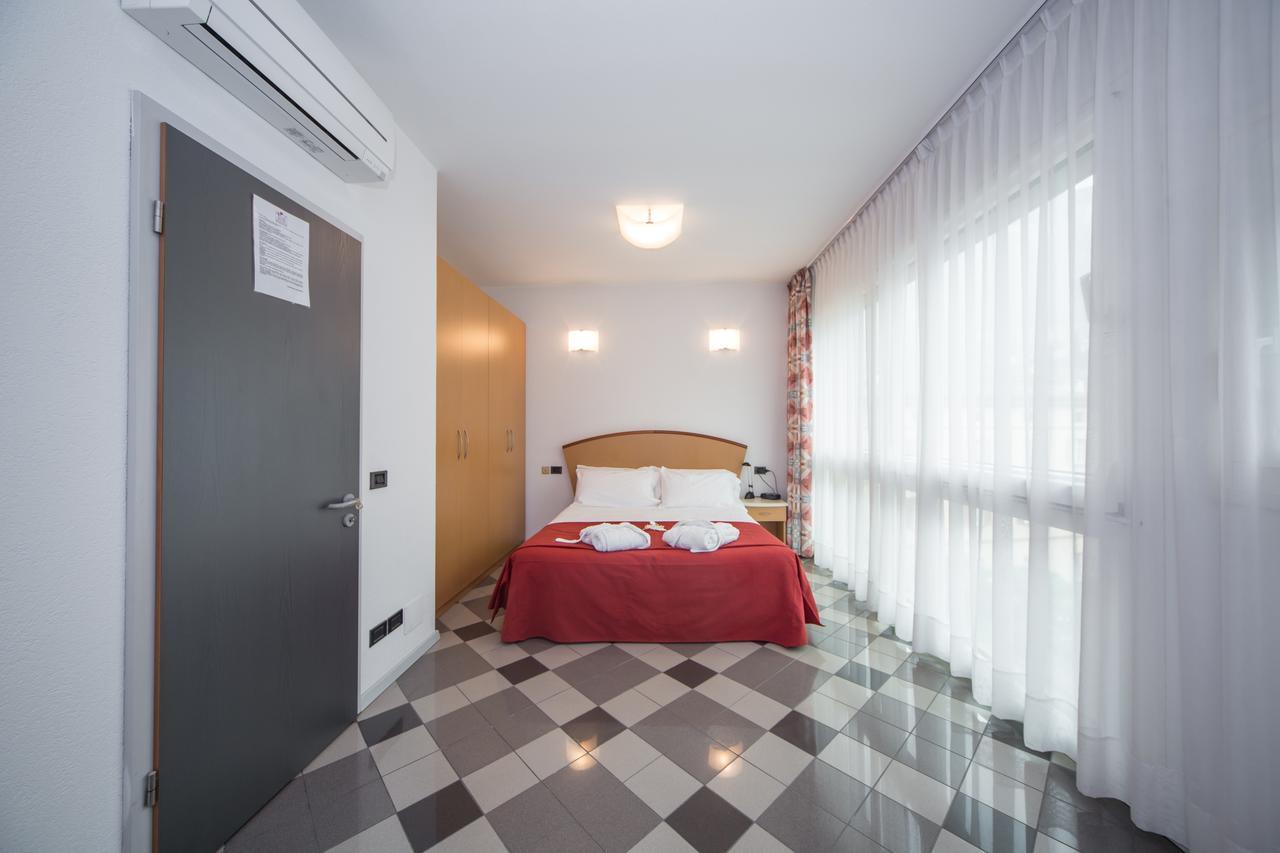 Aparthotel Piazzi House Sondrio Exterior foto