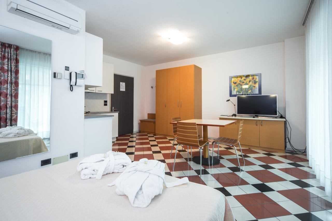 Aparthotel Piazzi House Sondrio Exterior foto
