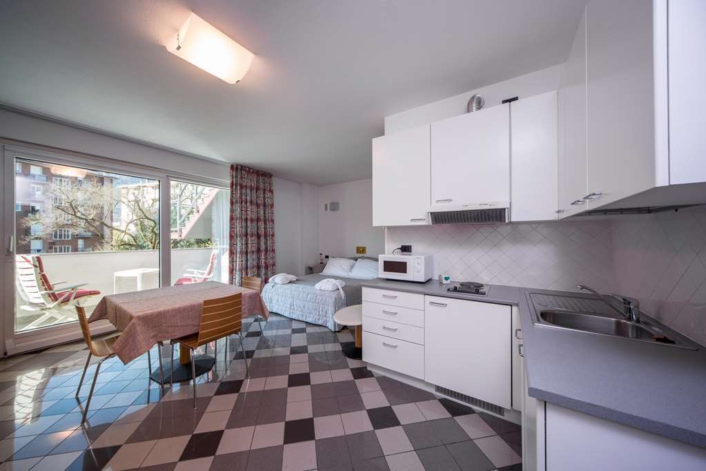 Aparthotel Piazzi House Sondrio Zimmer foto